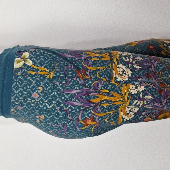 SALE! Johnny Was JW Los Angelos Quiet Luxury French Terry Floral Ankle Pants L - Picture 13 of 16